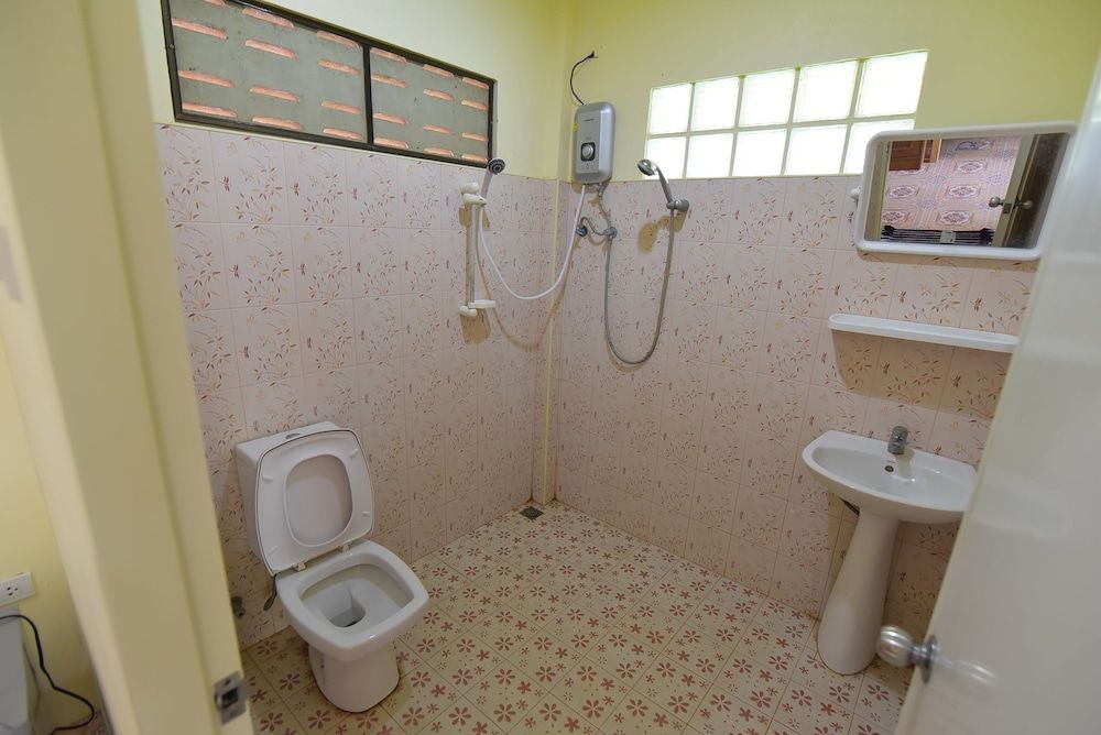 Palm Kaew Resort Krabi Basic Double Room 6