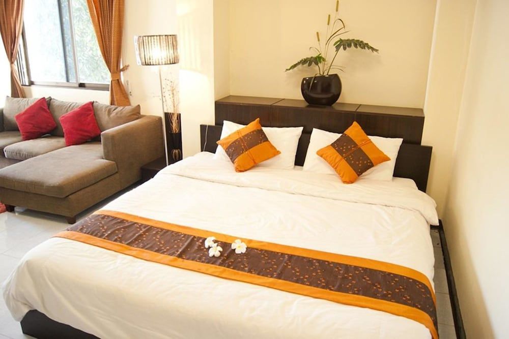 undefined Good Houses Apartment 6