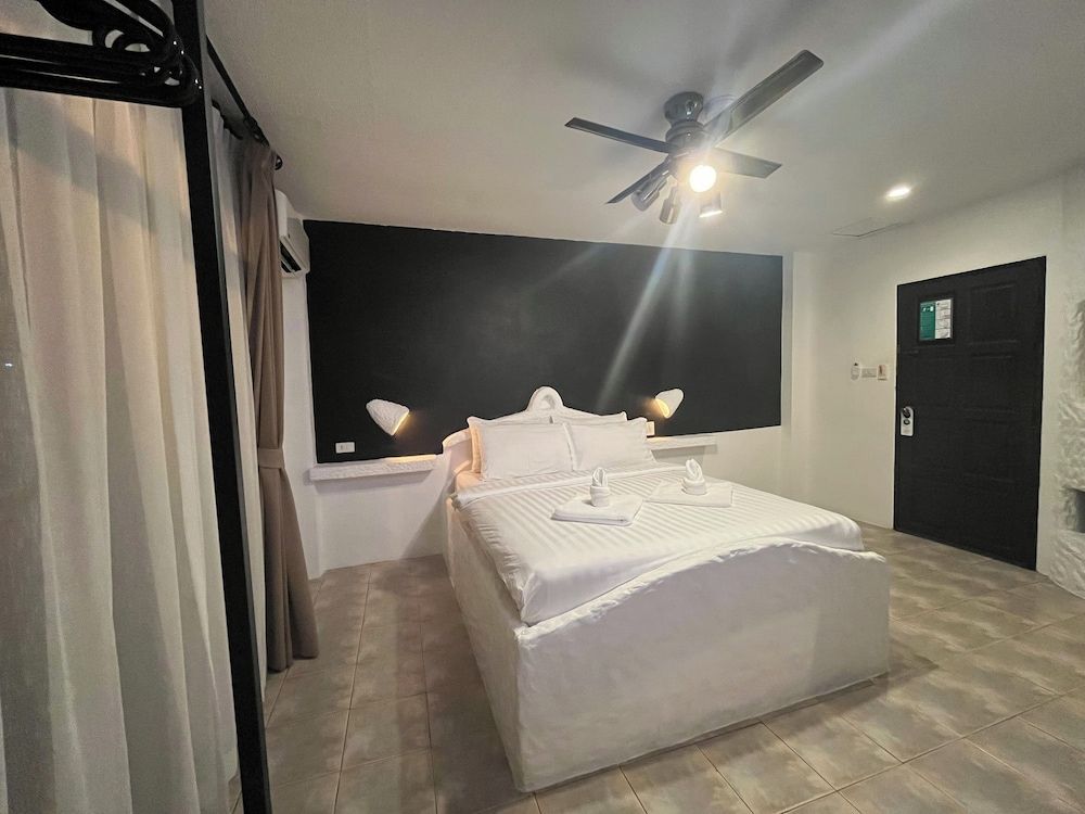 undefined Big Boys' Bed & Burger 9