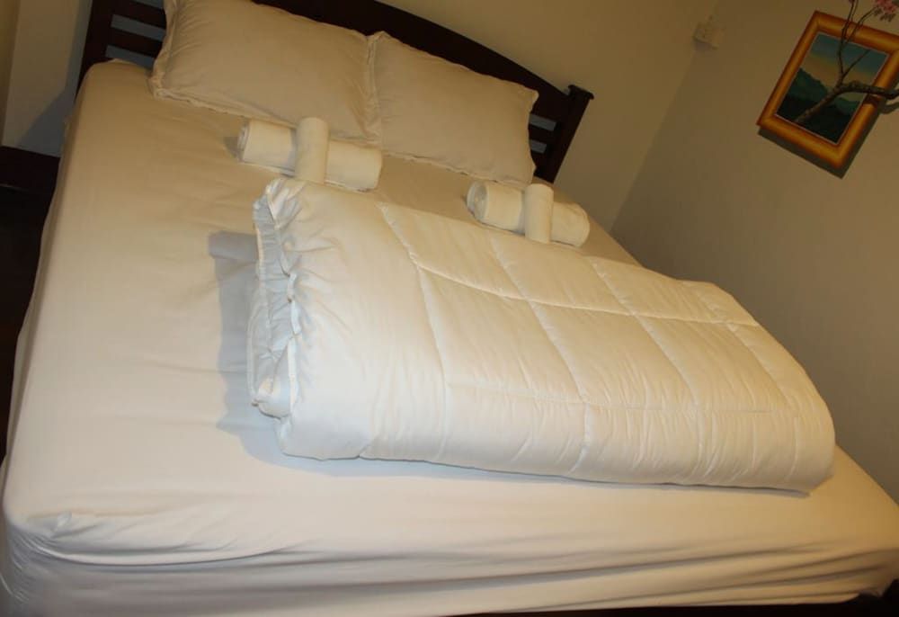 undefined Tukkys Place 9