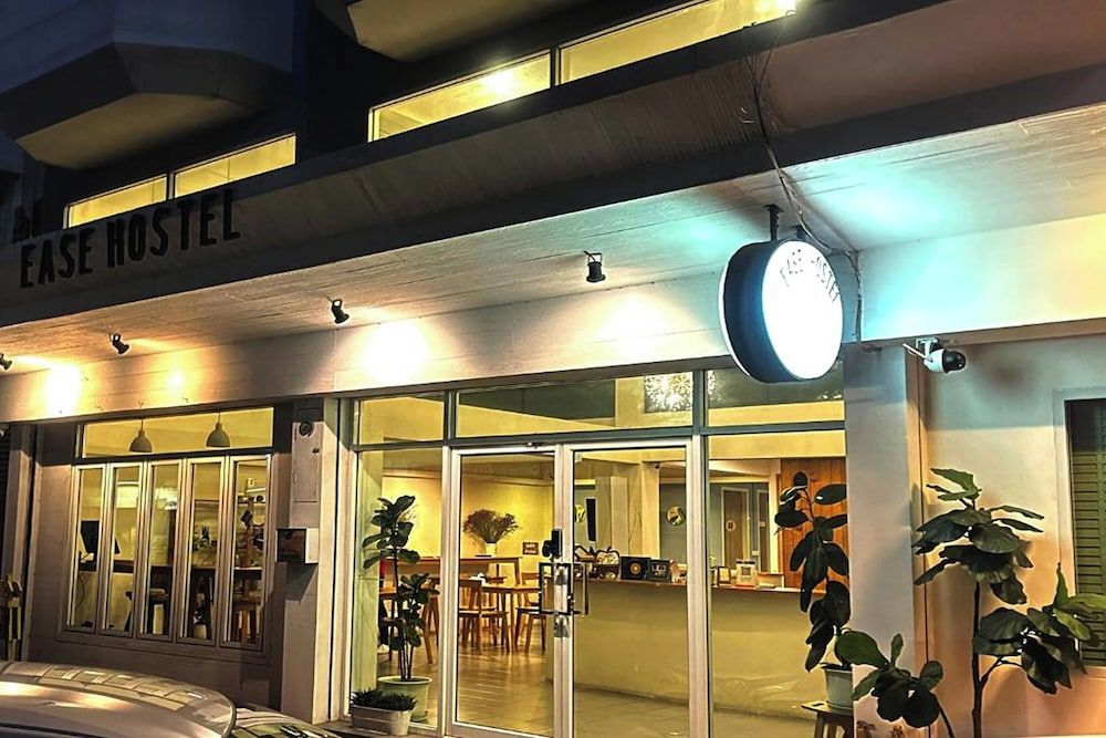 undefined Ease Hostel 6