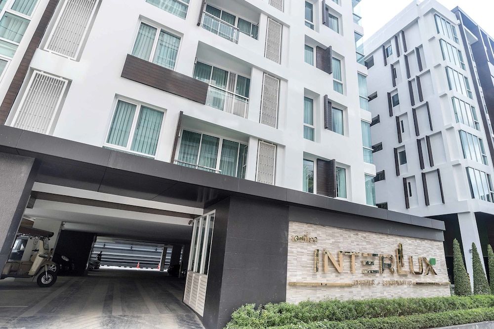 undefined Interlux Premier Sukumvit 13 By Favstay 3