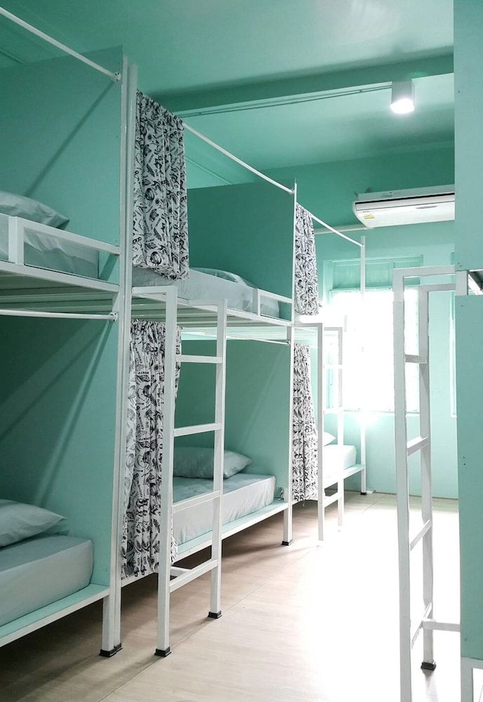 One Bangkok Hostel @Love District 10-Bed Female Dormitory with Shared Bathroom 7