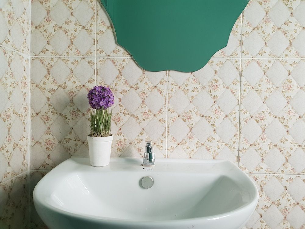 One Bangkok Hostel @Love District 10-Bed Female Dormitory with Shared Bathroom 5