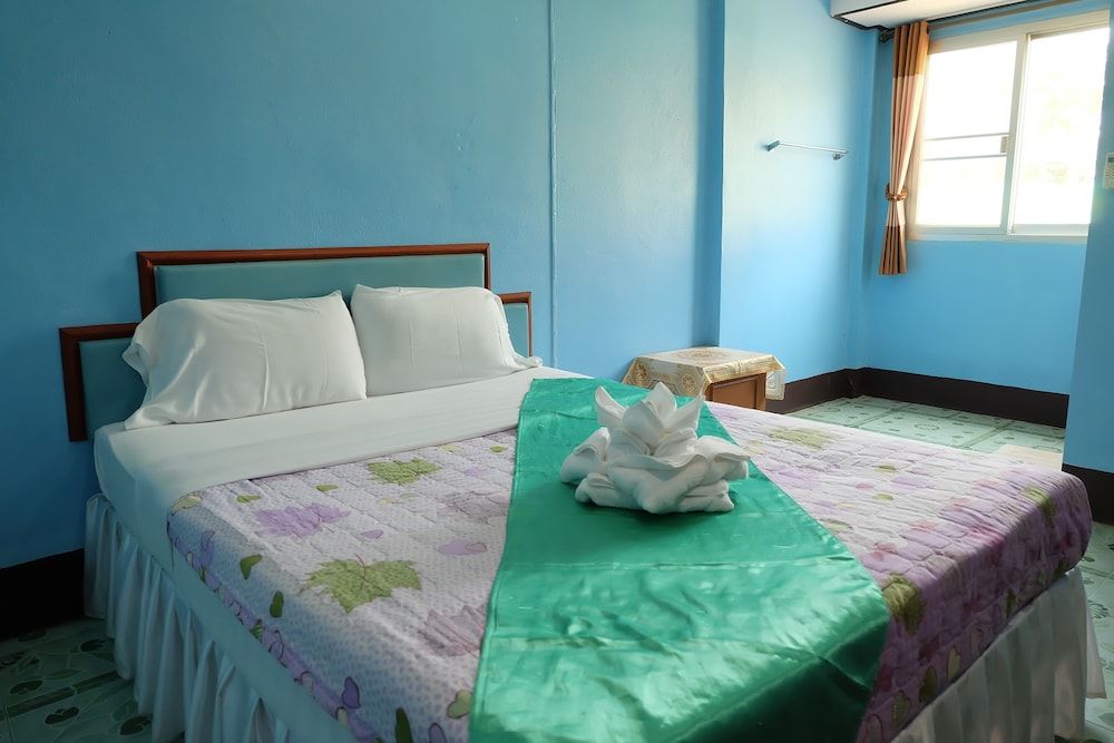 Nam Phueng Place 1 Standard Room 3