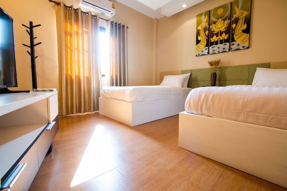 Deluxe Double or Twin Room, 4 Bedrooms
