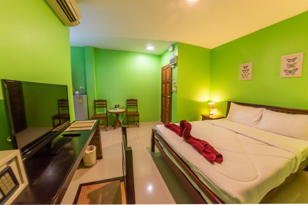 undefined Enrico Hostel Patong 6