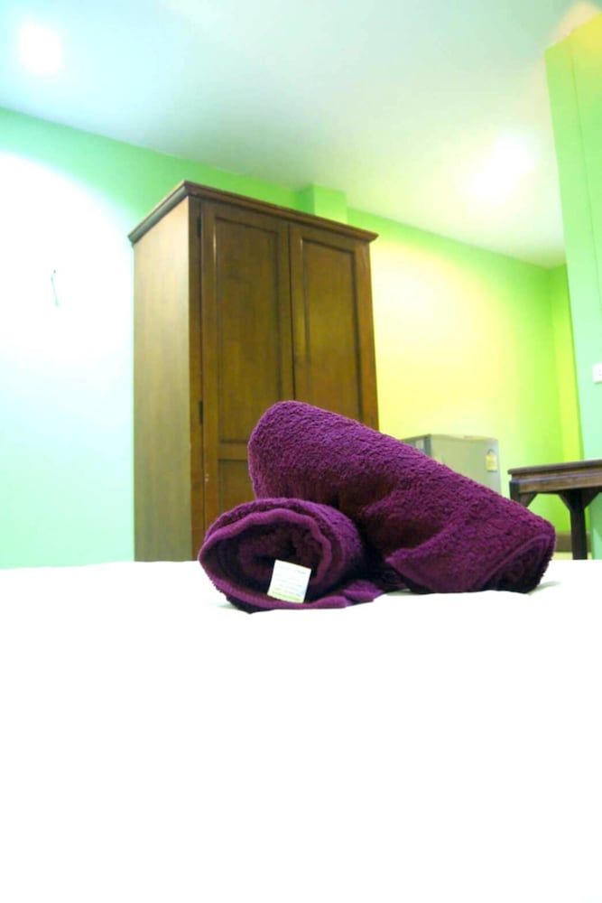 Enrico Hostel Patong Superior Room 13