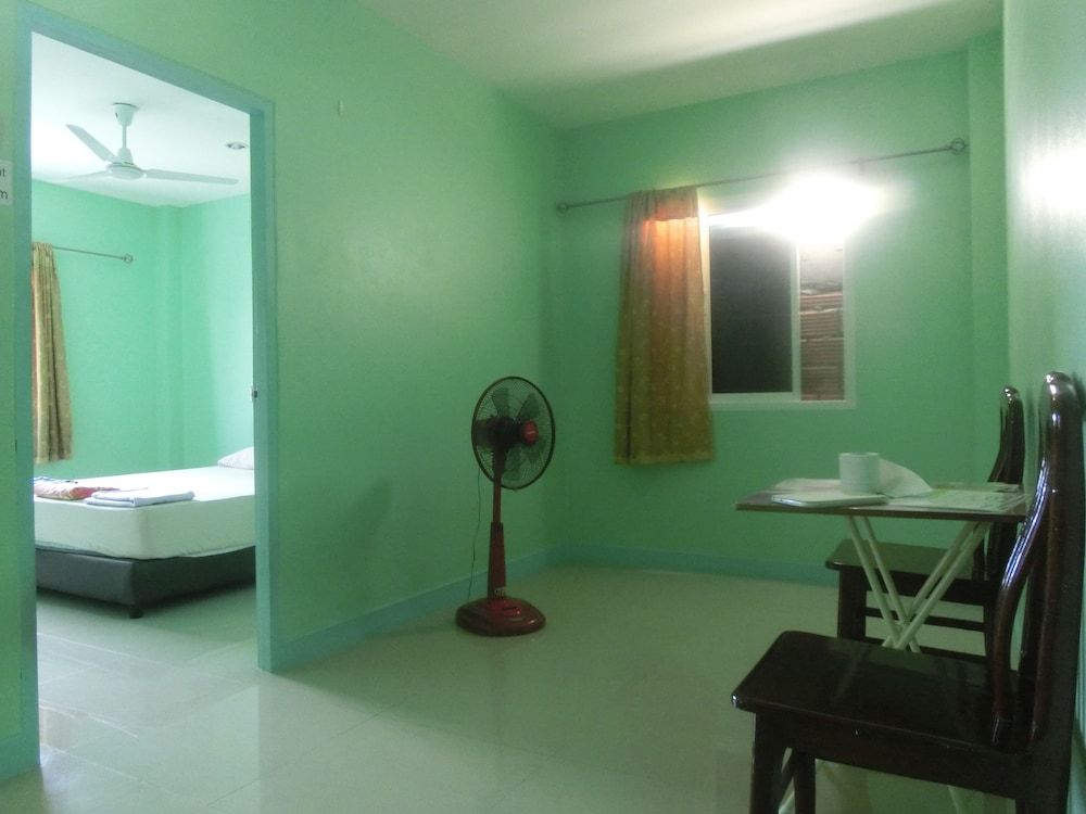 Pek House Standard Fan Room 7