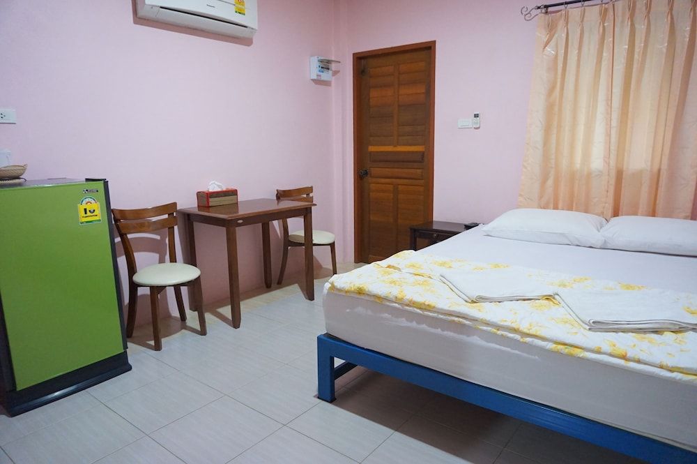 Lam-Tong Resort Deluxe Room 3