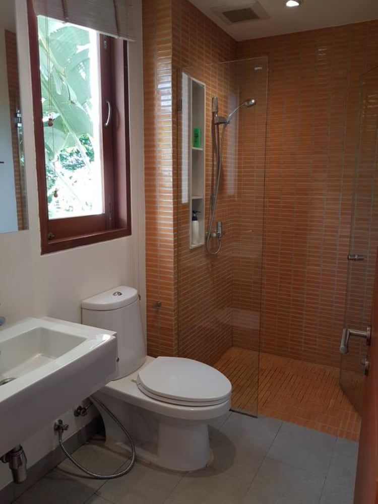 Pranaluxe Pool Villa Holiday Home Three-Bedroom Villa with Private Pool 9