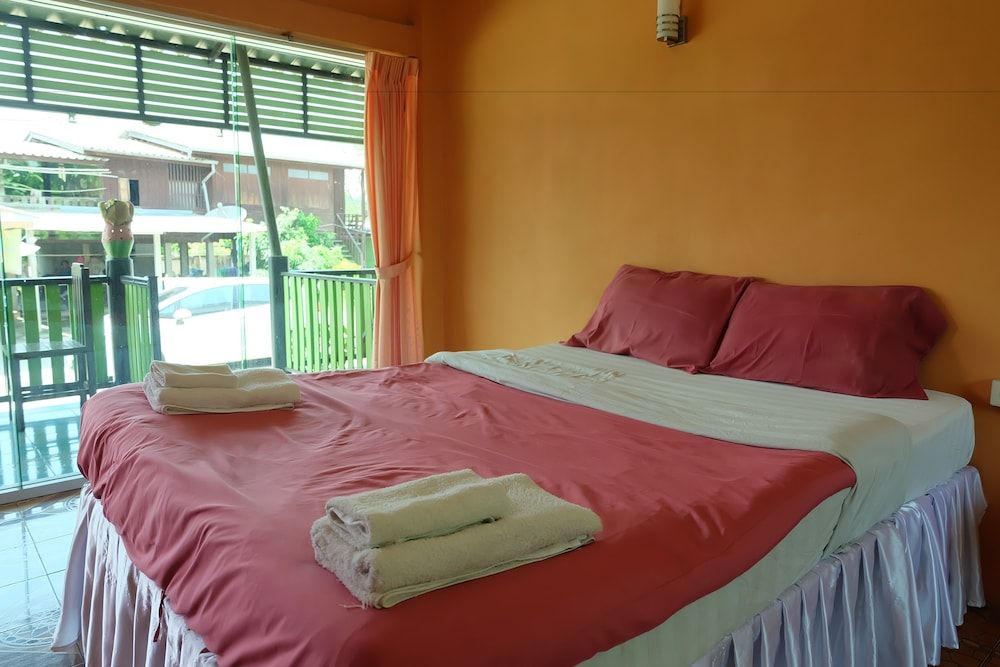 Nam Phueng Place 2 Standard Room 8