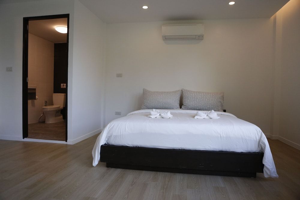 Bamboo Garden House Sea Villa (4 Bedrooms) 4