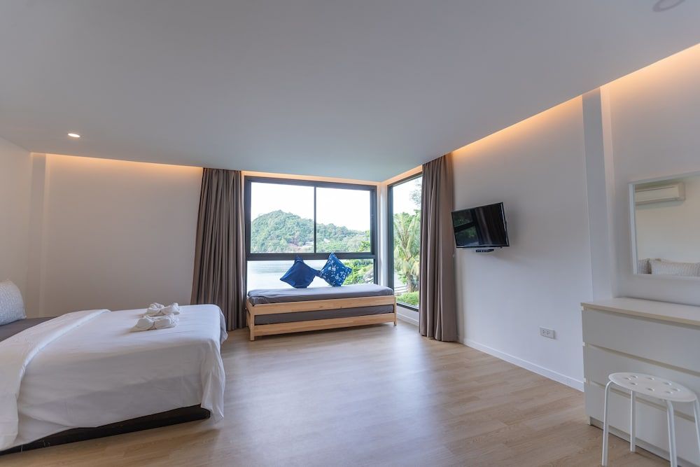 Bamboo Garden House Sea Villa (4 Bedrooms) 2