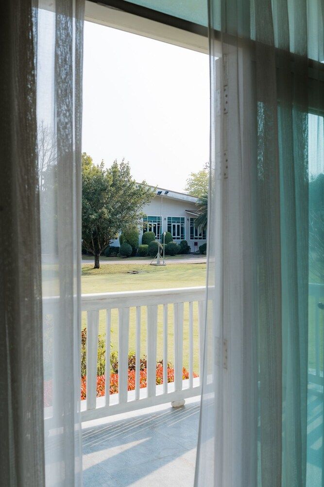 The Vintage Hotel Khaoyai Superior Double or Twin Room, Garden View 5