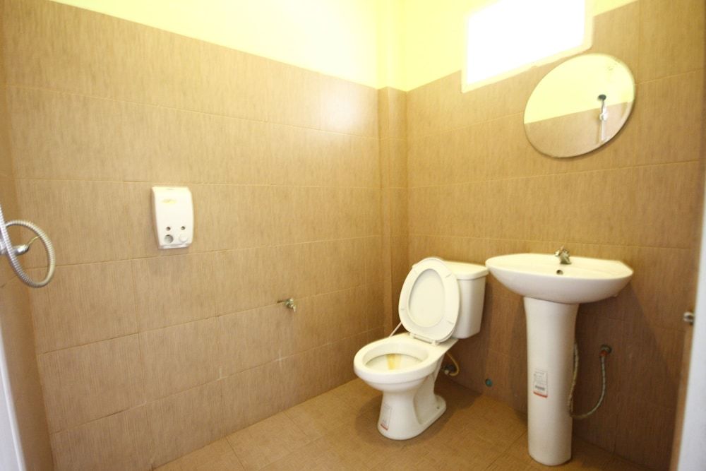 Mee Rak Resort Standard Double Room 6