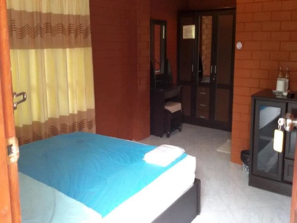 Lomdao Resort Standard Double Room 6