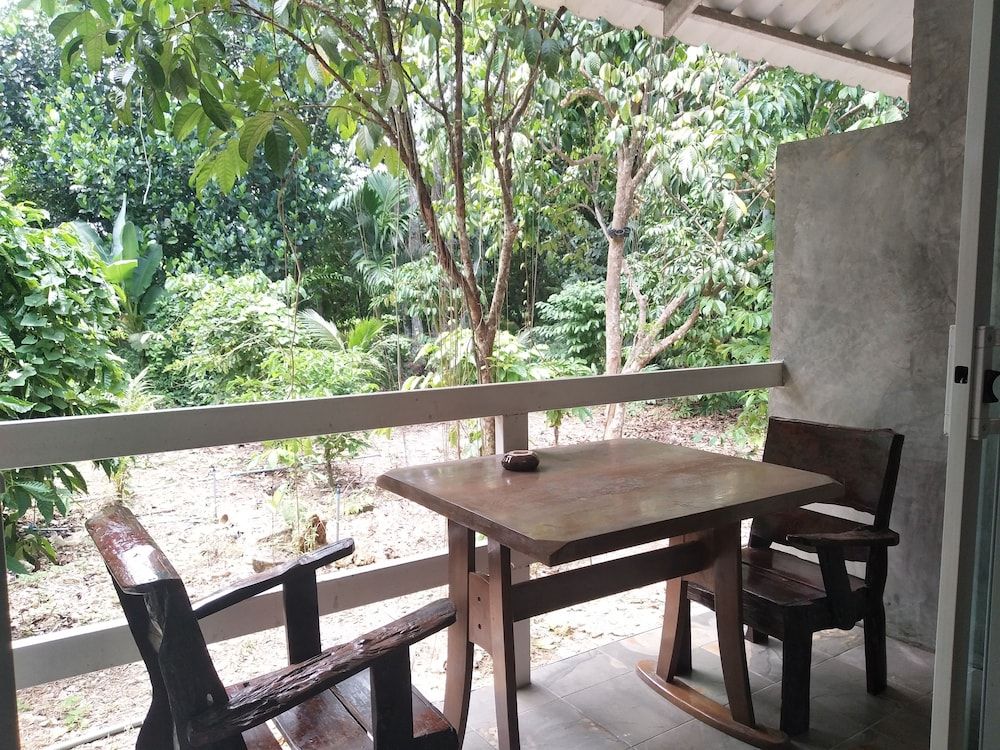 Chanthaburi Garden Hotel Standard Double Room 5