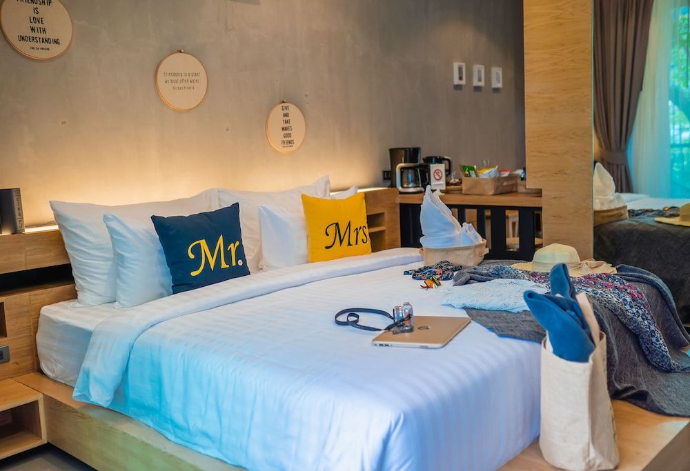 The Woods Natural Park Resort Phuket Deluxe Room 4