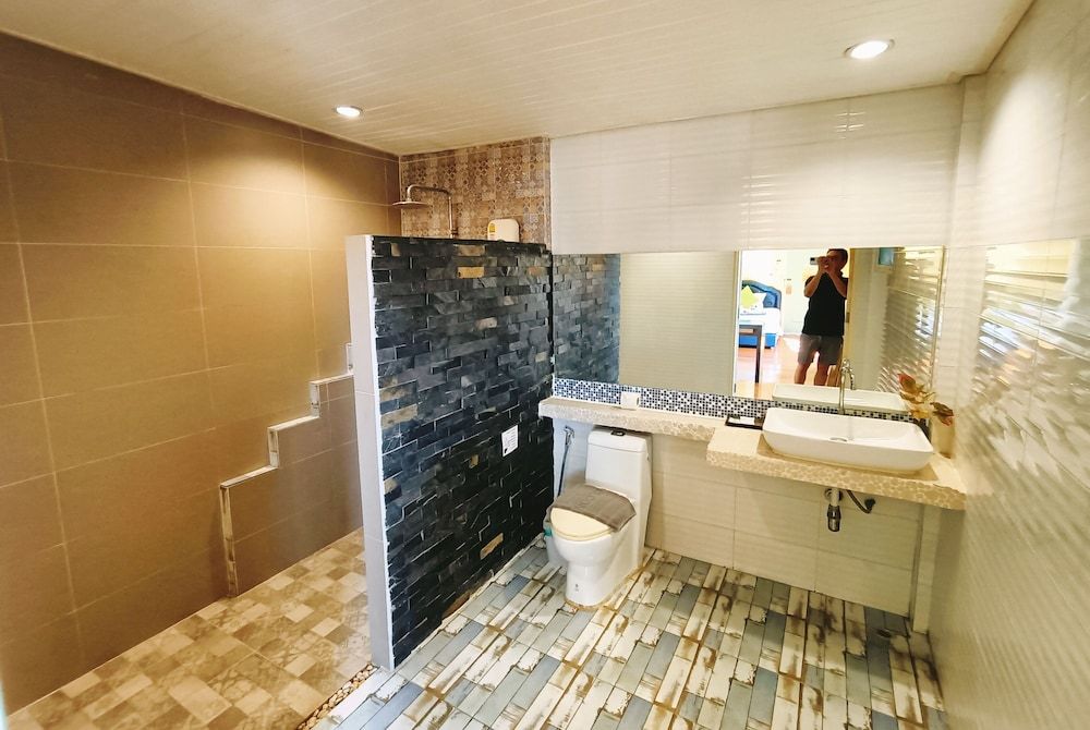 Aen Guy Boutique Hotel Superior Room 4