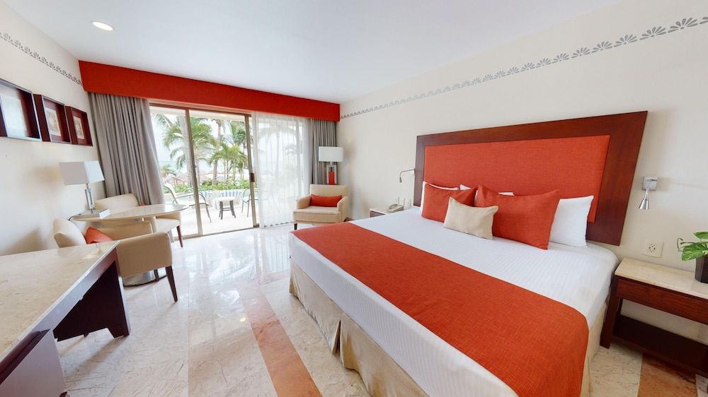 Grand Park Royal Cancun - All Inclusive