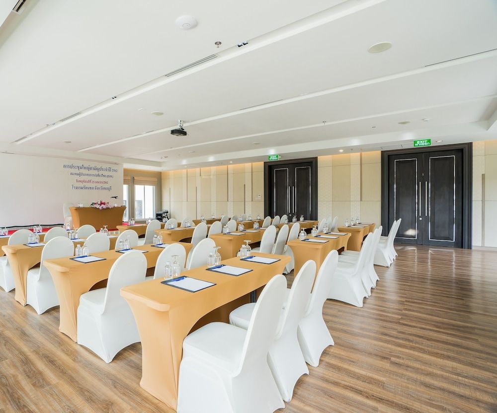 undefined Rattanachol Hotel 5