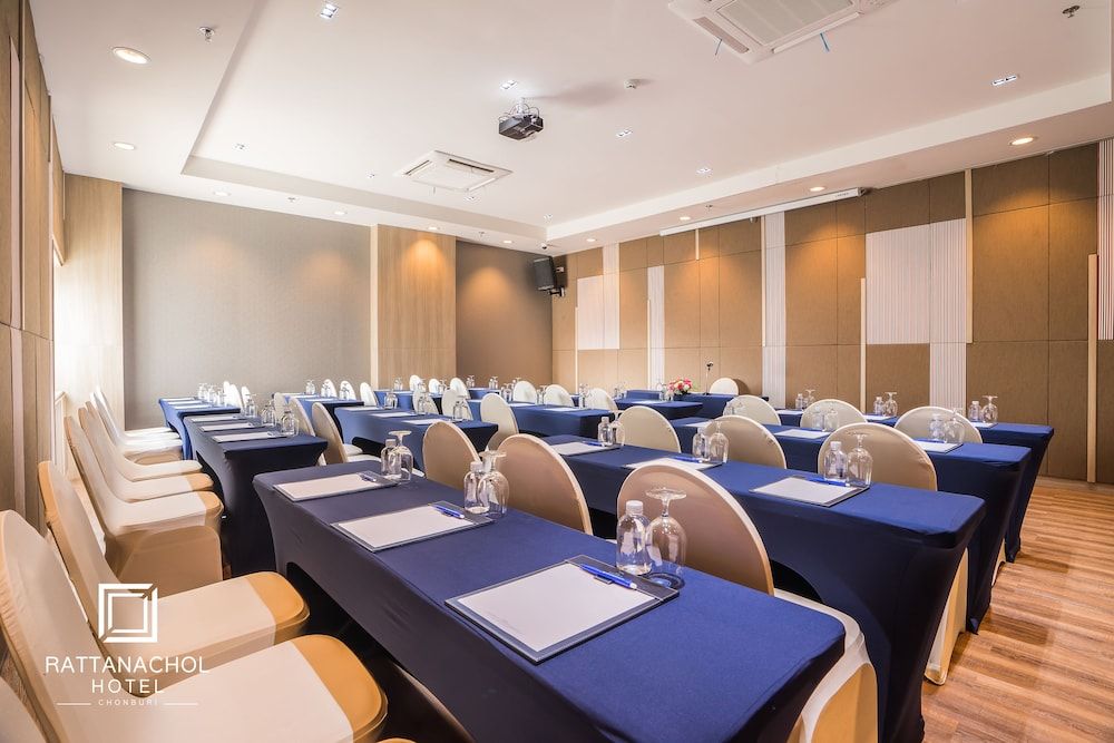 undefined Rattanachol Hotel 7