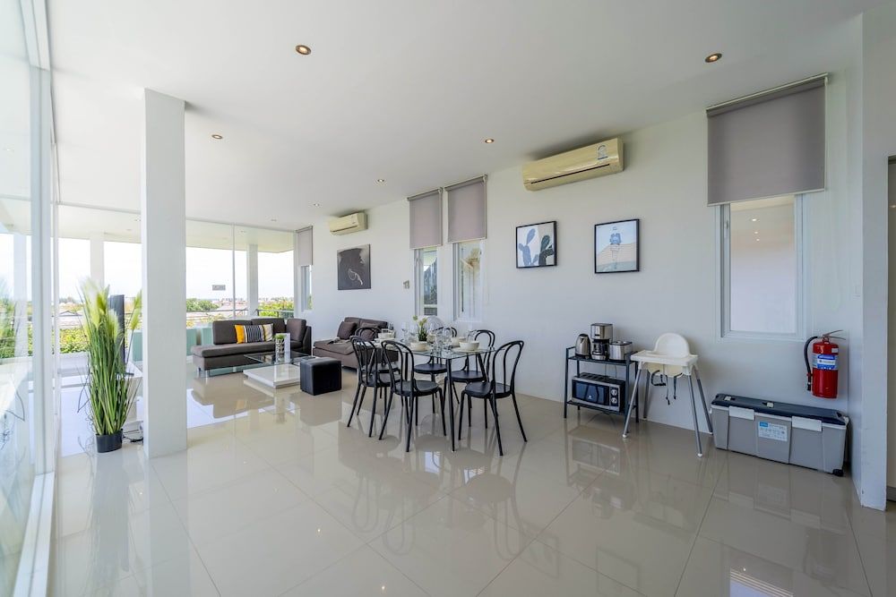 Phu Montra Villa with Ocean View A4 4-Bedroom Pool Villa 37