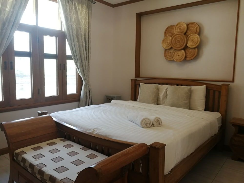 undefined Takiab Vintage 2