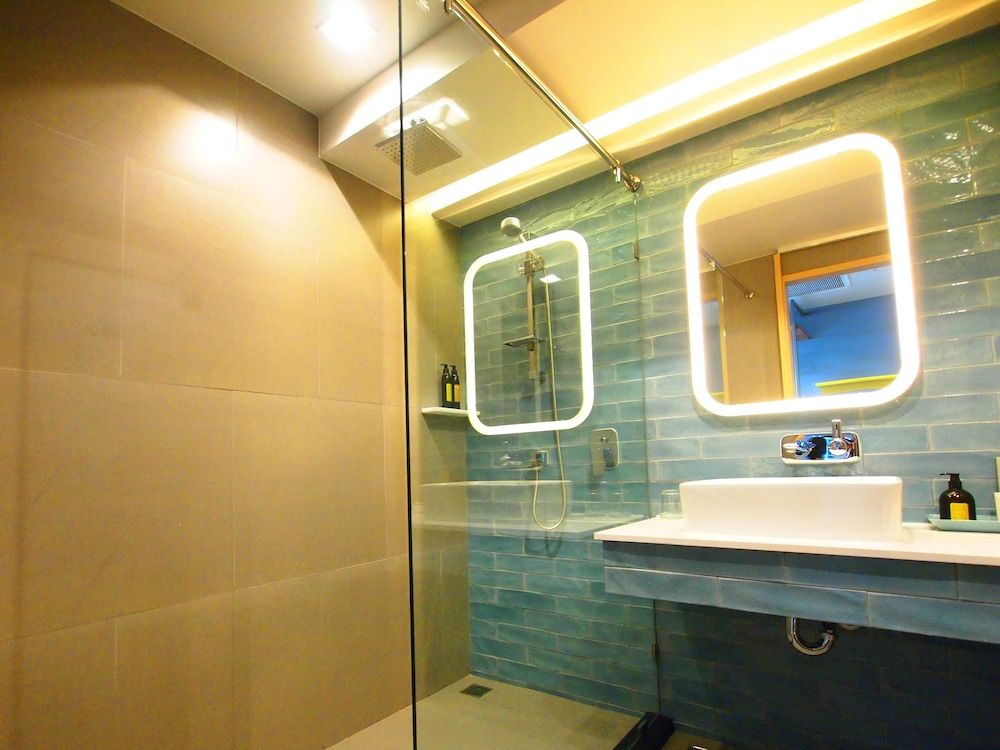 The Quarter Ladprao by UHG Deluxe Twin Room, Balcony 5