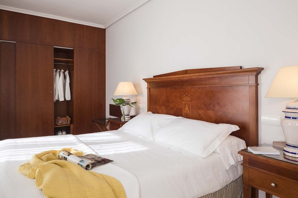 Hotel Rey Alfonso X Standard Double Room 4