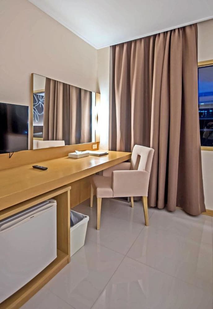 Navarat Heritage Hotel Superior Room 11