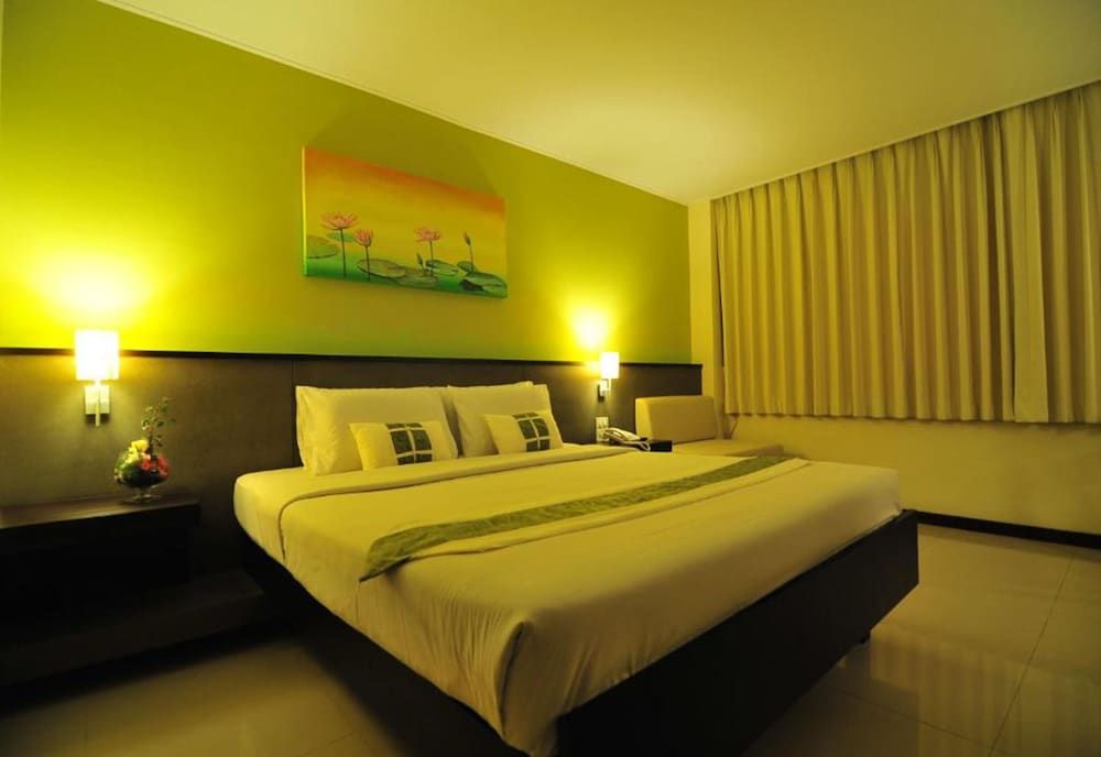 Navarat Heritage Hotel Superior Room