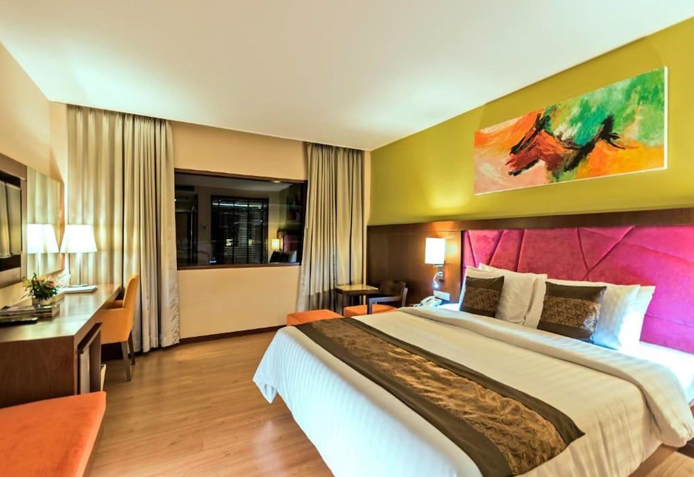 Navarat Heritage Hotel Deluxe Room