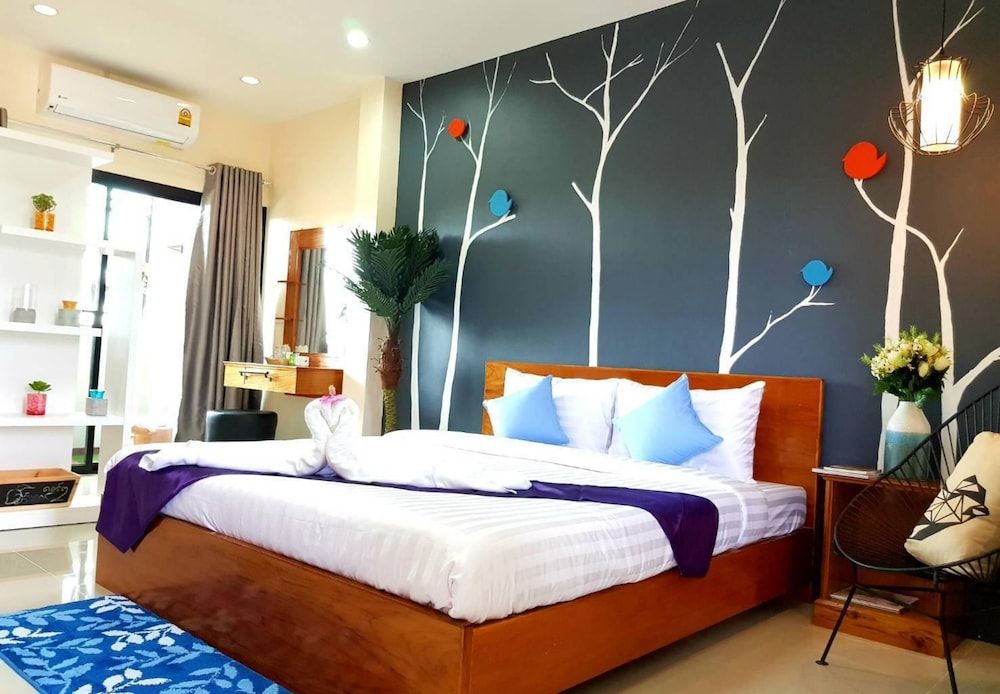 Warintorn Court Classic Suite 4