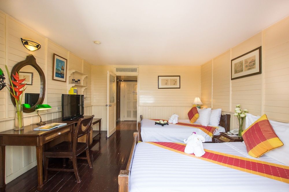 Buddy Lodge Superior Twin Bed Room 4