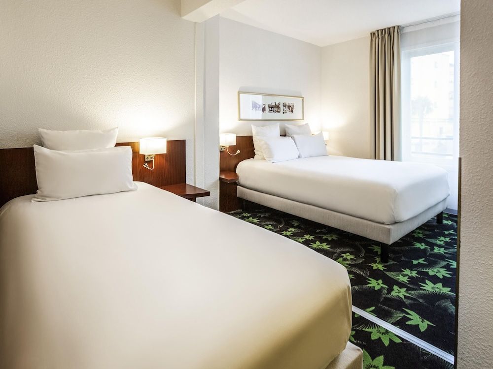 Mercure Lourdes Imperial Triple Room, 3 Twin Beds