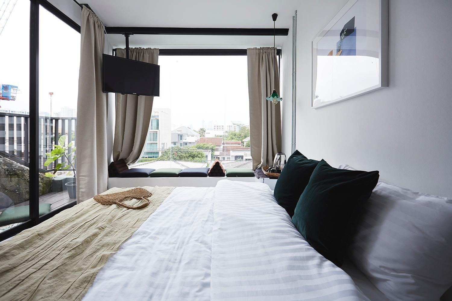 undefined OB OON Boutique Bed & Breakfast 6