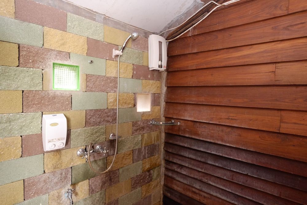 P&P Coffee & Resort Mae Sariang Superior Double Room with River View 10