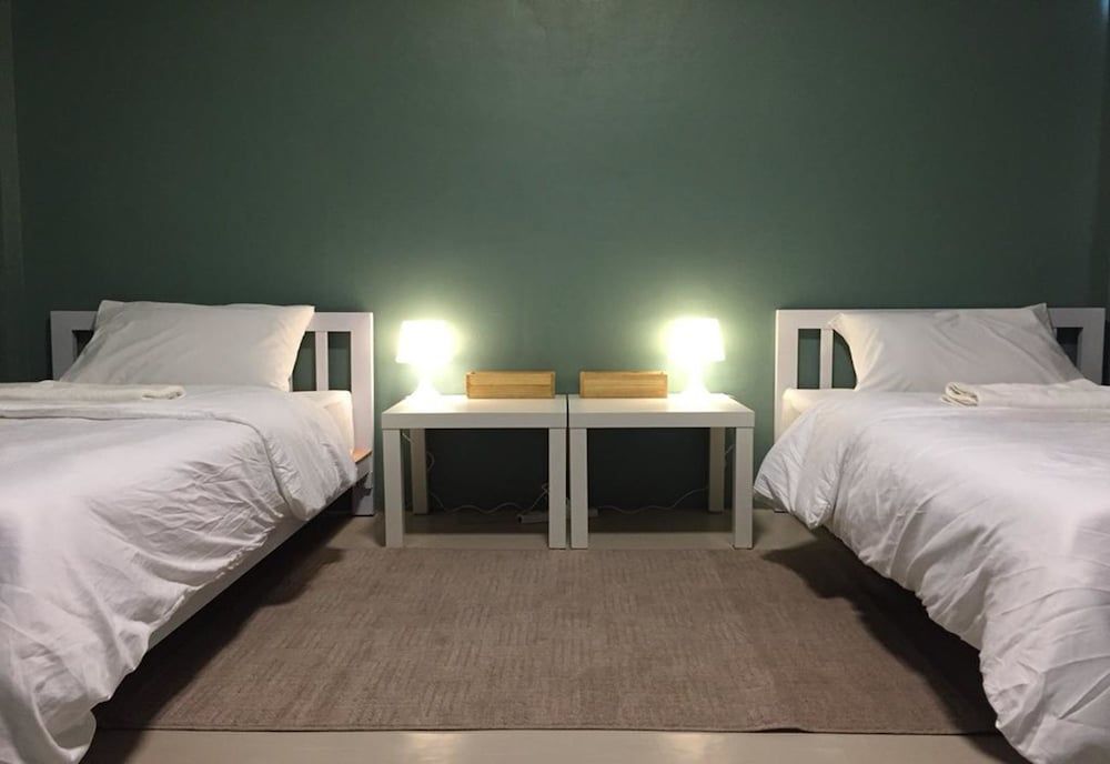 undefined Sleepcase Hostel 6