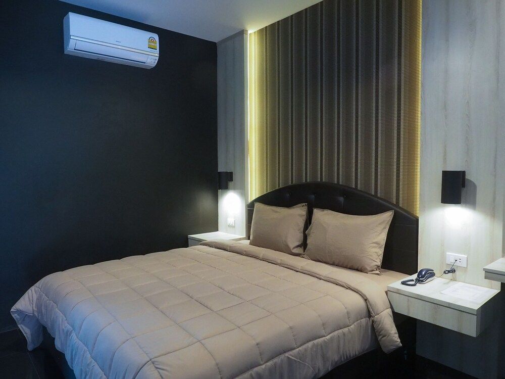 The Nest Hotel by Ploy Standard Double Room 3