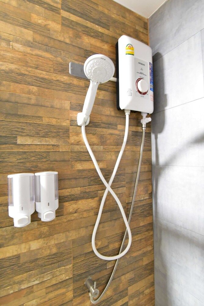 The Nest Hotel by Ploy Deluxe Room 14