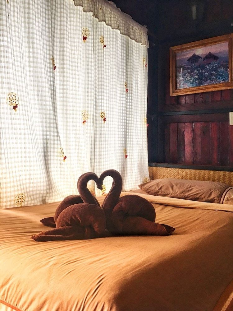 Phi Phi Green Hill Resort Deluxe Bungalow, 2 Twin Beds 8