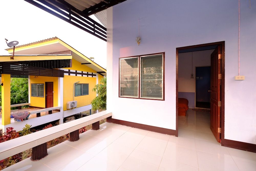 Phuchandang Resort Comfort Room 5