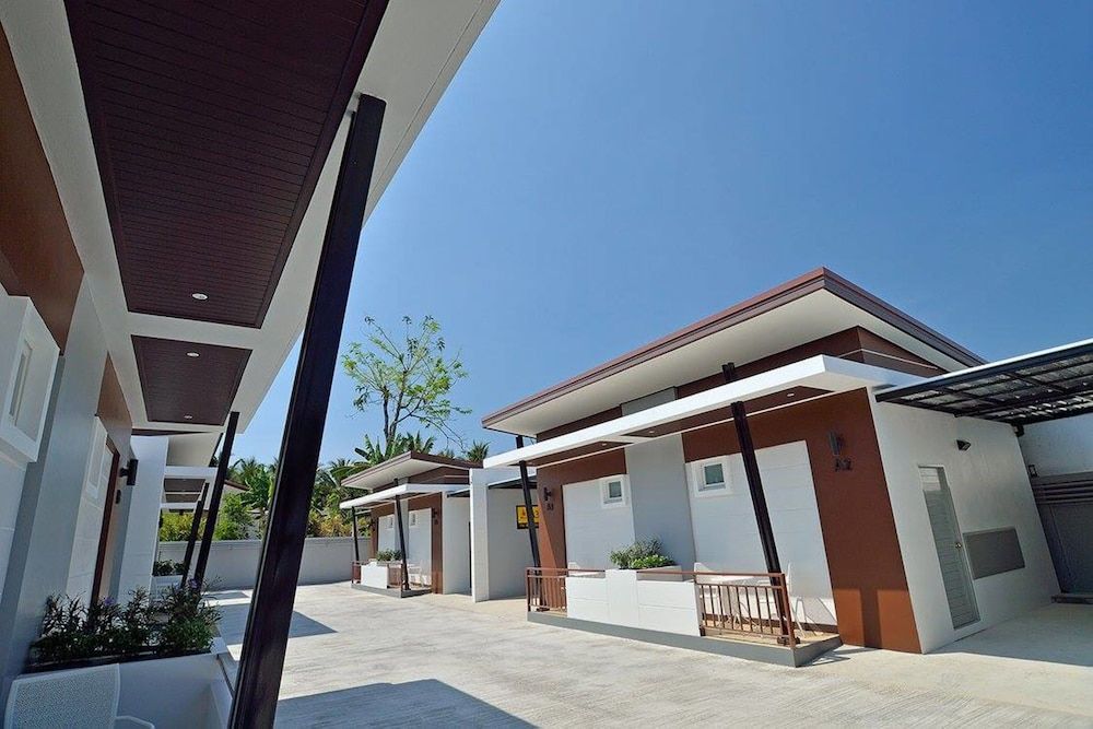 undefined The Rich Resort 5