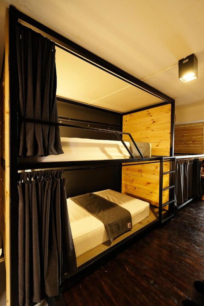 undefined Bandai Hostel