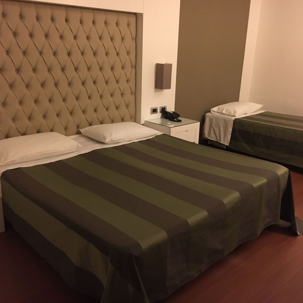 Triple Room, 3 Twin Beds