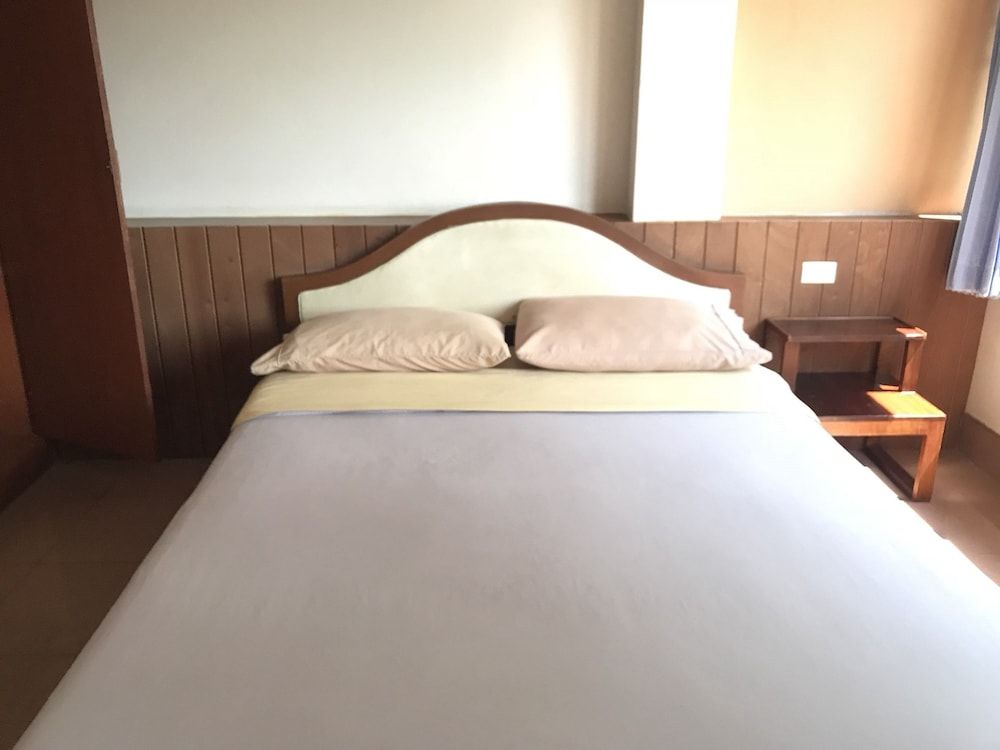 Sirimongkol Hotel Standard Single Room 2