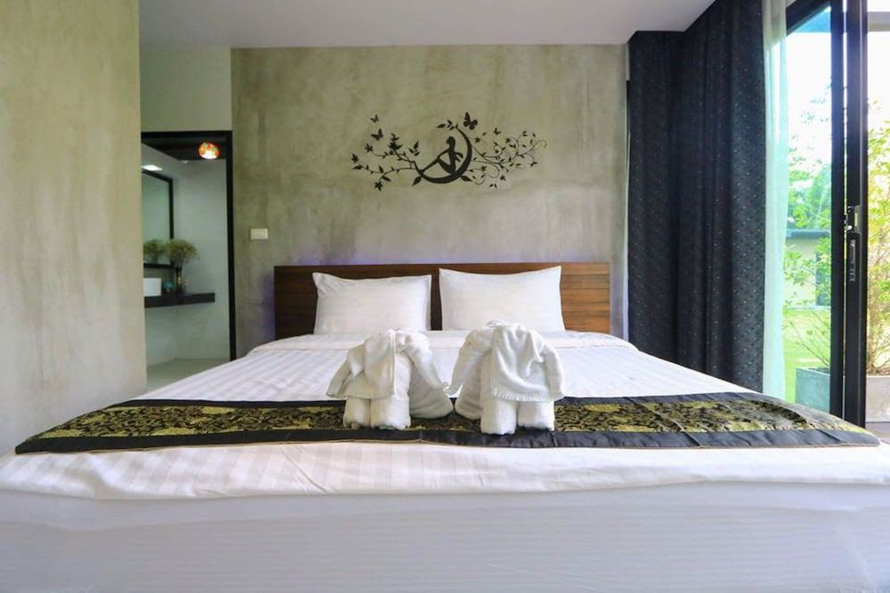 undefined Baan Norkna Bangtao 6