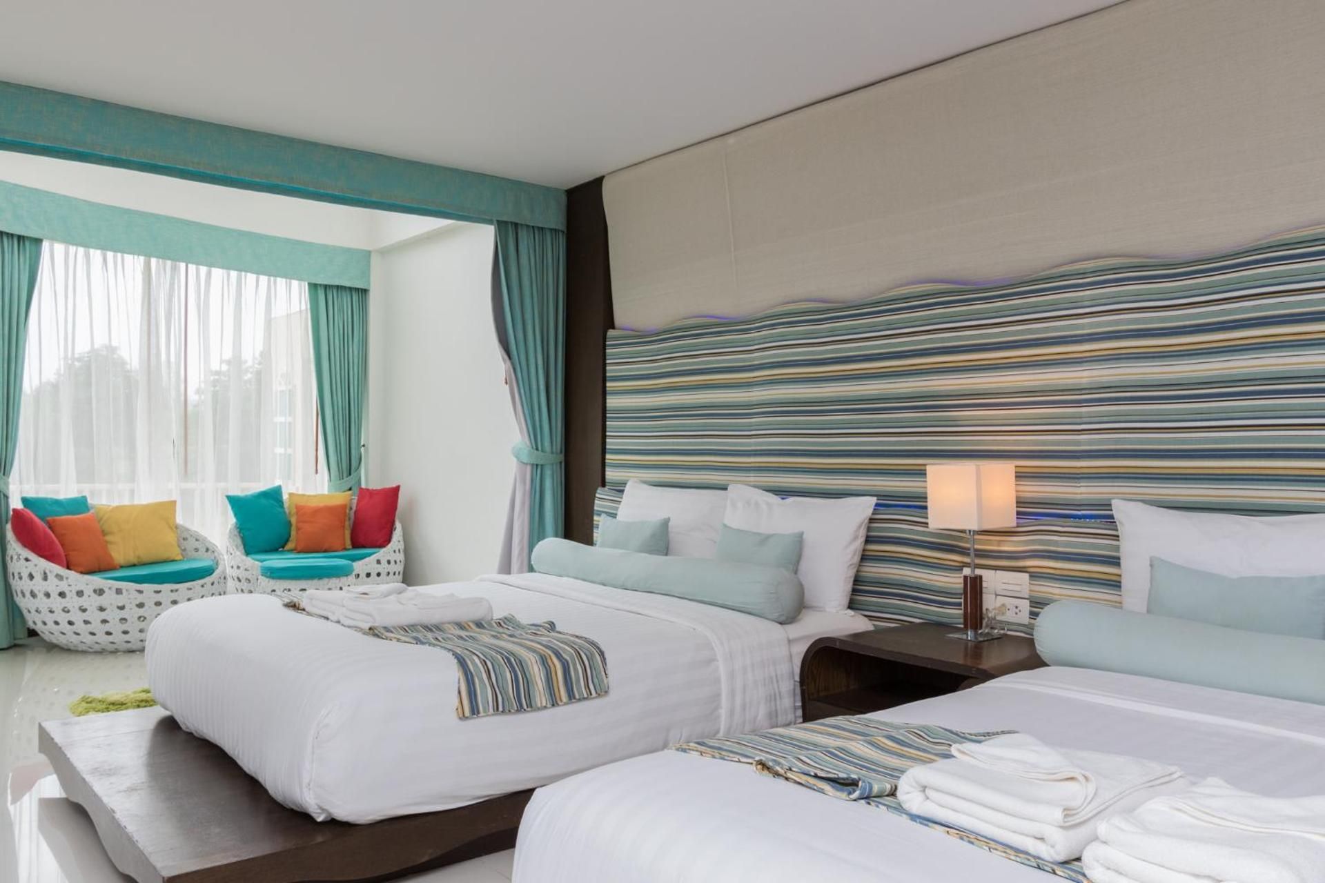 Deluxe Family Room